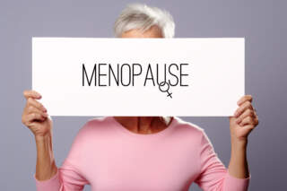 Menopaussi ja Mielenterveys: Moni Aliarvioi Uusien Häiriöiden Riskin